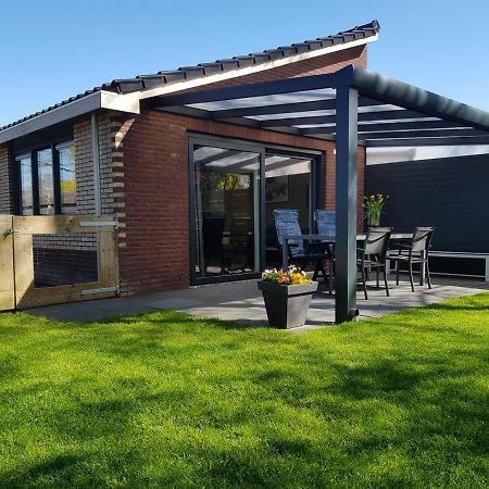 Luxe Vakantiebungalow Met Omheinde Tuin Voor Hond En Kinderen Dirkshorn Zewnętrze zdjęcie